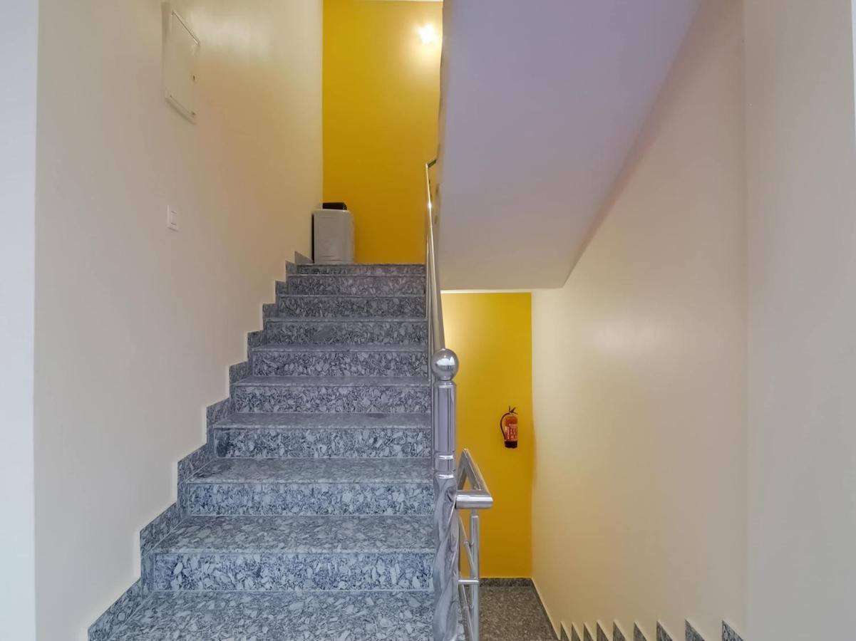 Oyo 84661 Lakshmi Home Stay Jhājra Εξωτερικό φωτογραφία