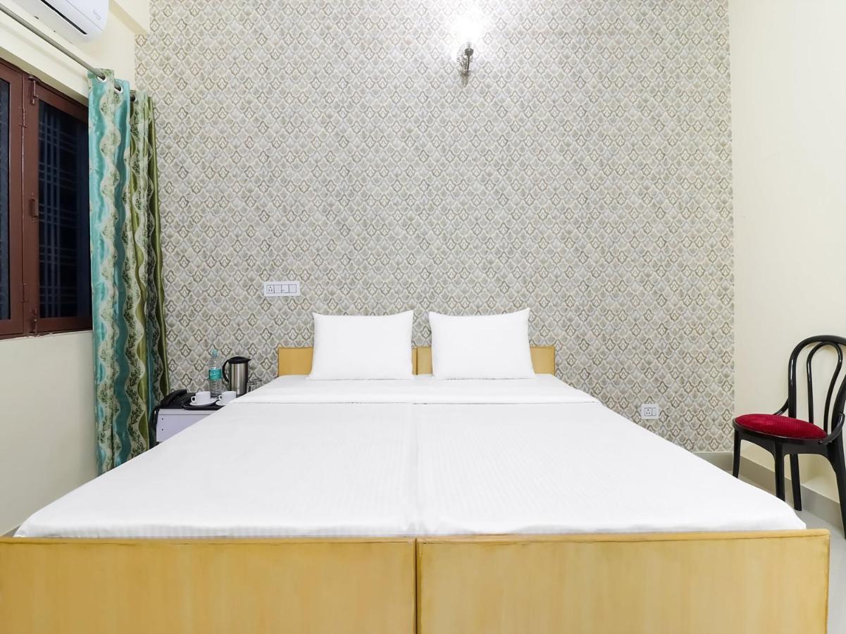 Oyo 84661 Lakshmi Home Stay Jhājra Εξωτερικό φωτογραφία